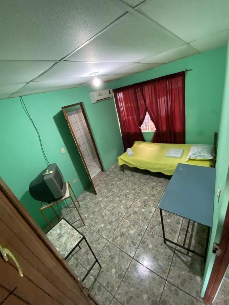 Hospedaje Catalinass Liberia Ruang foto